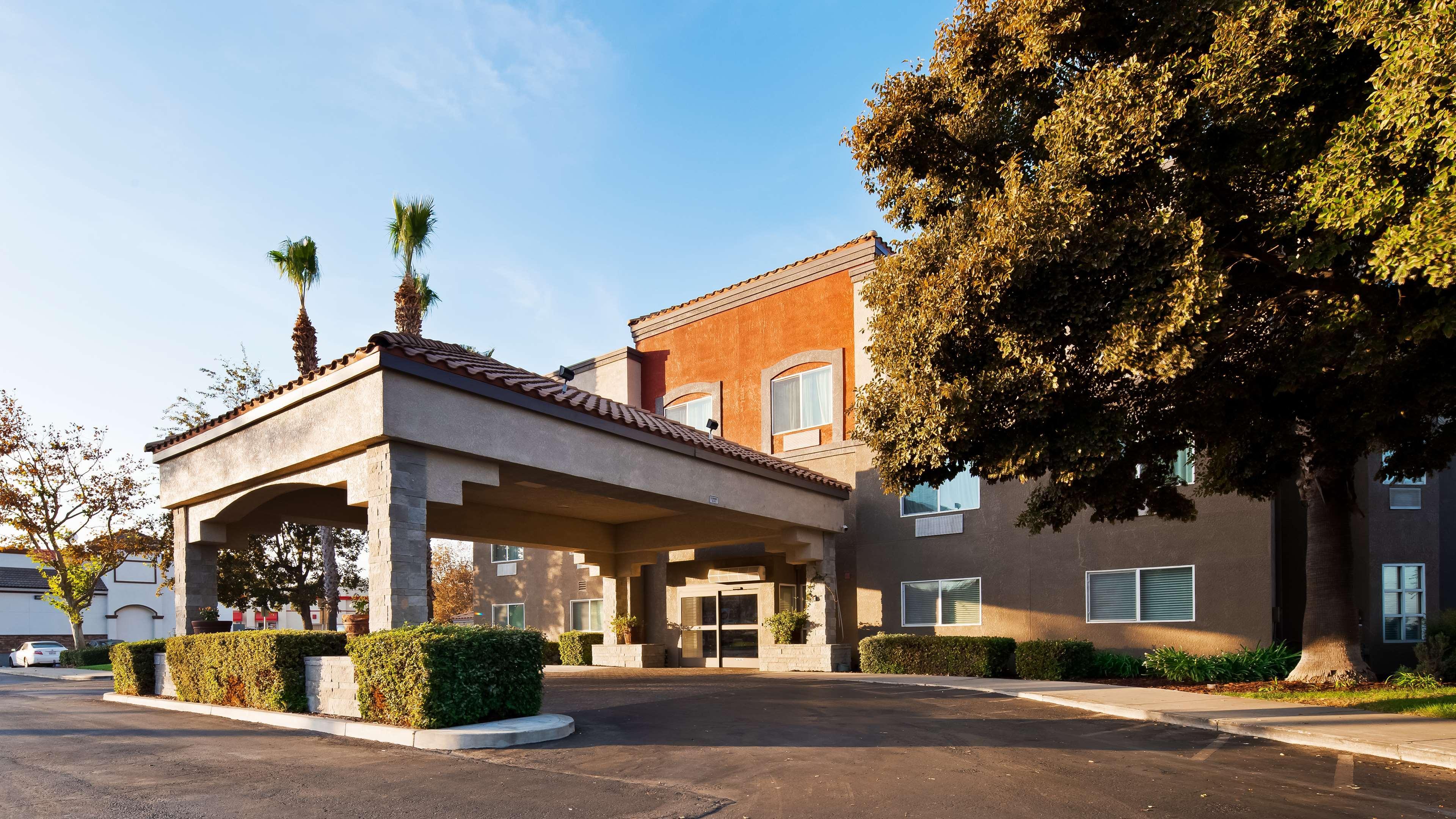 Best Western Plus Villa Del Lago Inn Patterson Dış mekan fotoğraf