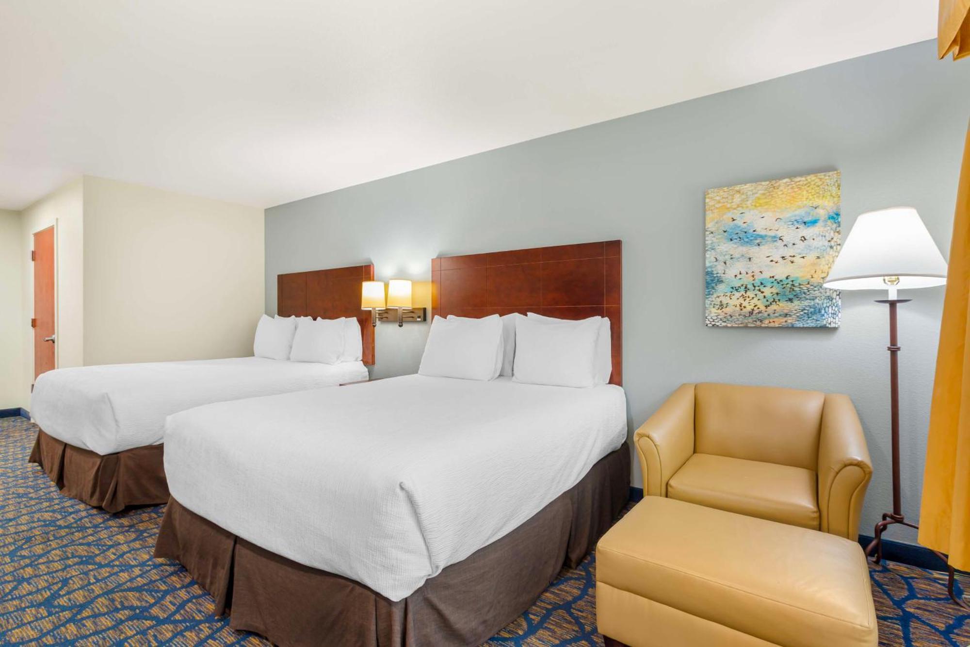 Best Western Plus Villa Del Lago Inn Patterson Dış mekan fotoğraf