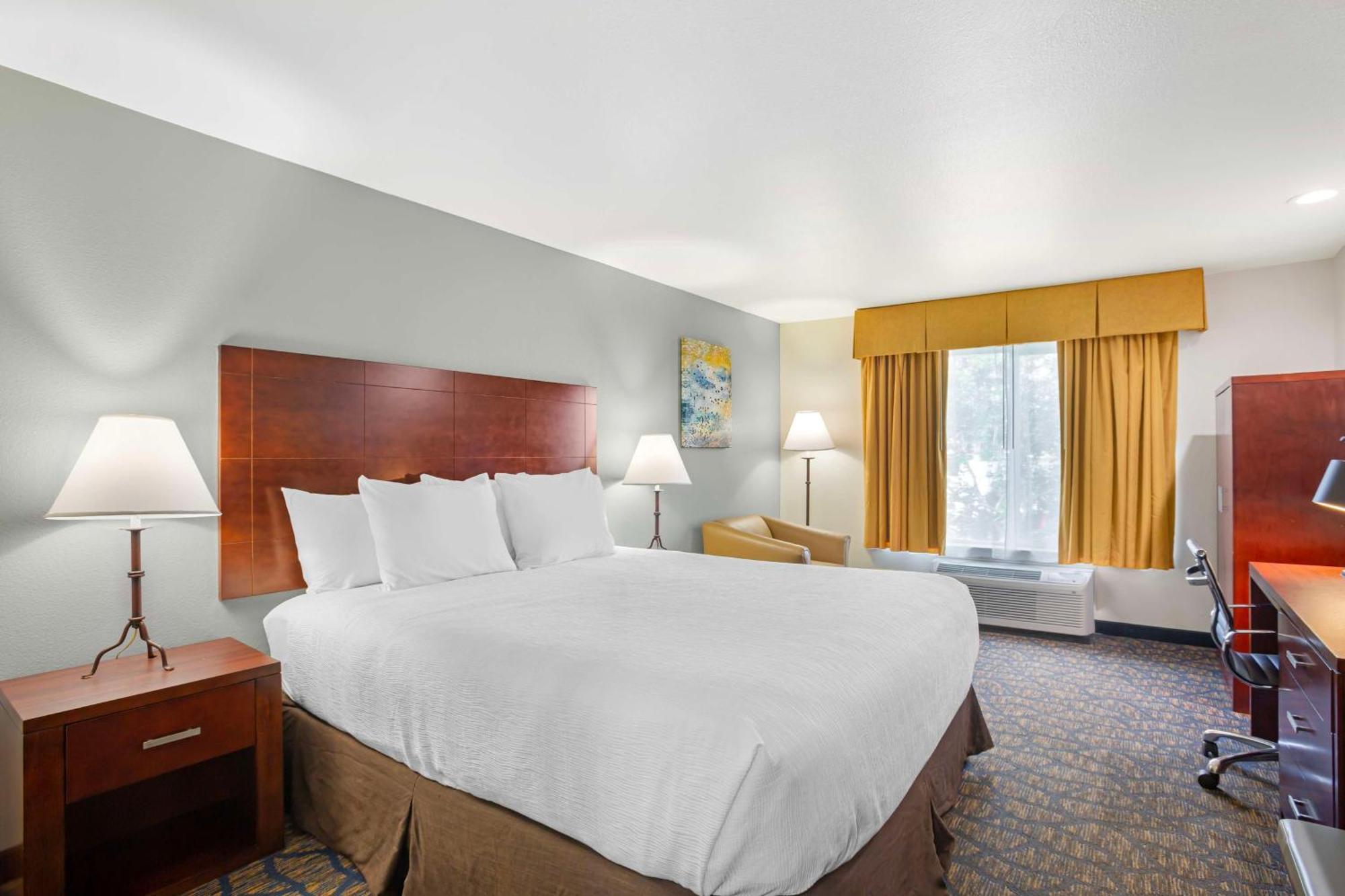 Best Western Plus Villa Del Lago Inn Patterson Dış mekan fotoğraf