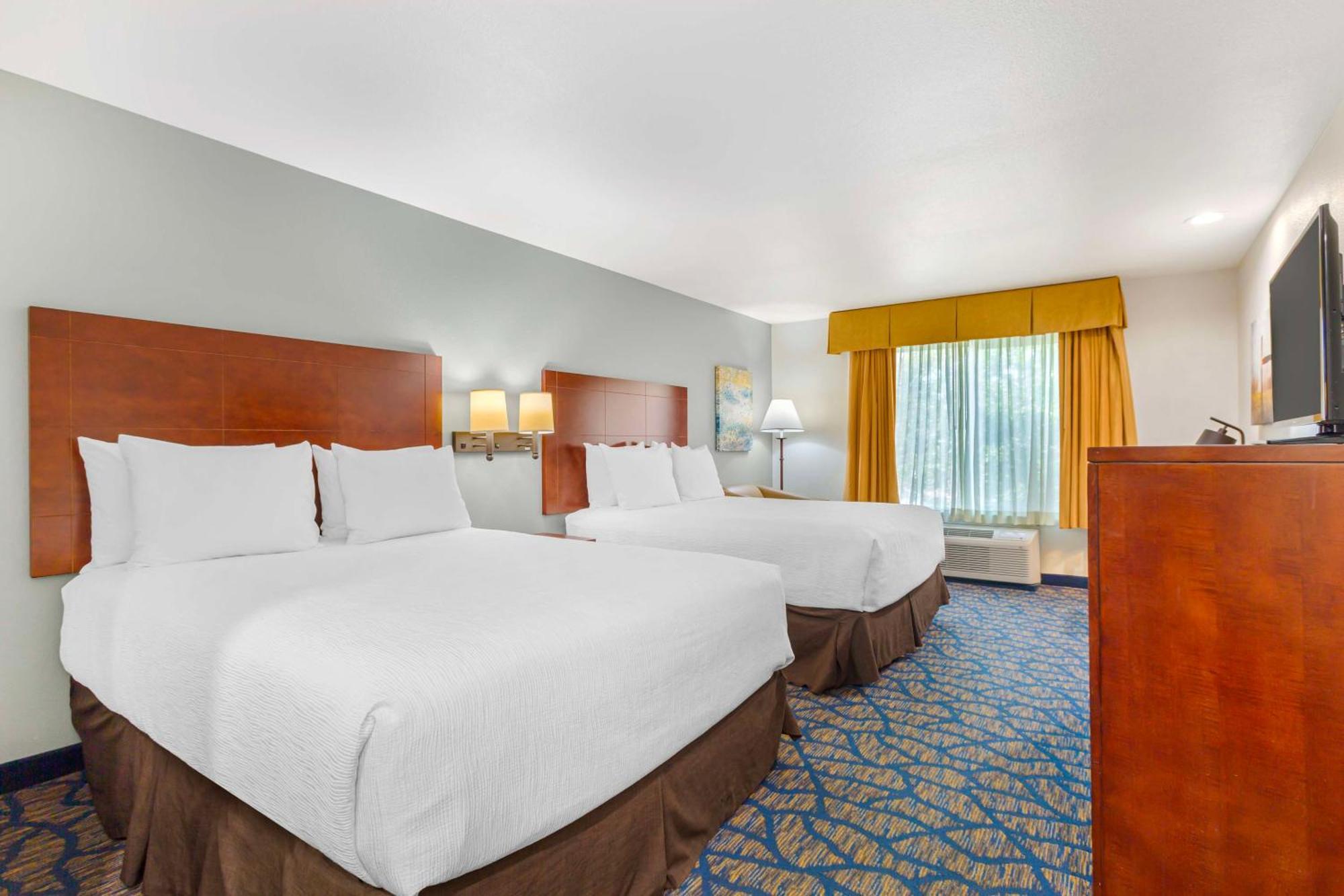Best Western Plus Villa Del Lago Inn Patterson Dış mekan fotoğraf